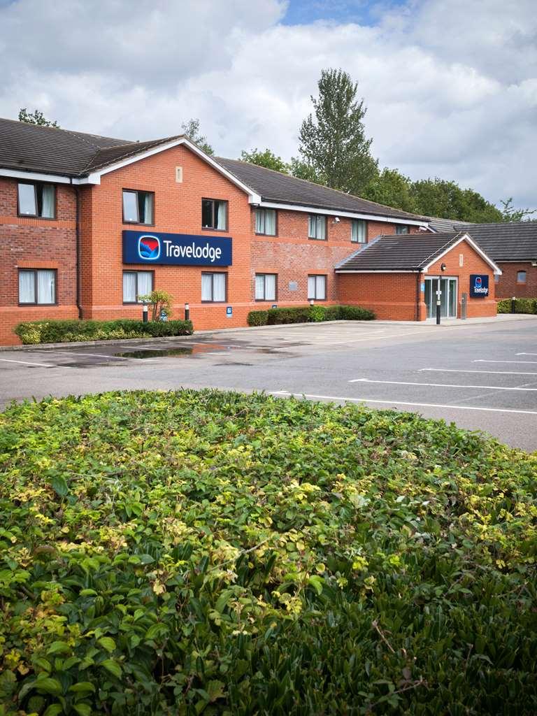 Travelodge บักกิงแฮม ภายนอก รูปภาพ