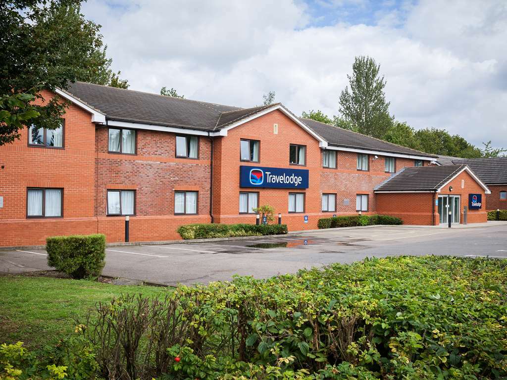 Travelodge บักกิงแฮม ภายนอก รูปภาพ