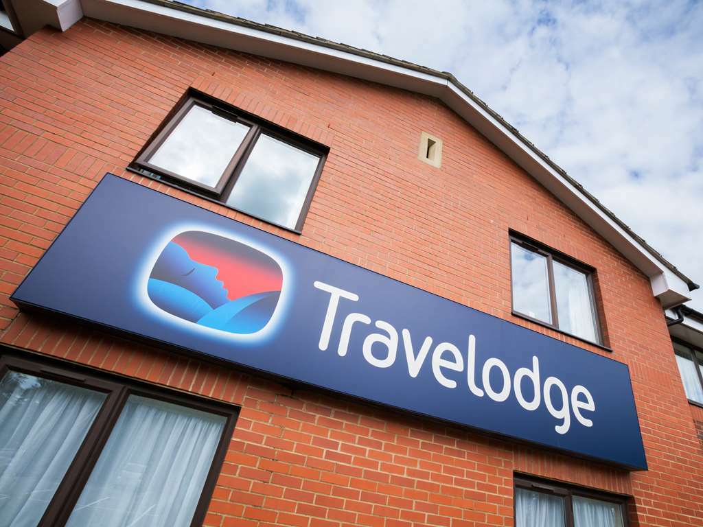 Travelodge บักกิงแฮม ภายนอก รูปภาพ